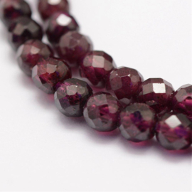 10 x  Edelsteen facet kraal van  Garnet 4mm gat: 1mm
