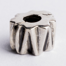 Be Charmed stopper bedel  met groot gat zilver met een rhodium laag (nikkelvrij) c.a. 8 x 6mm gat:3.5 mm