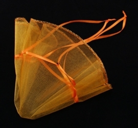 10 x ronde organza zakje oranje effen, Ø 26 cm  (op is op!)