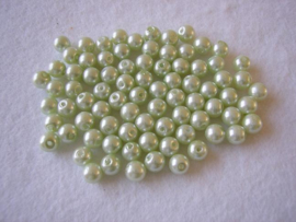 80 x prachtige glasparels 6mm Gat: 1mm kleur:  licht groen