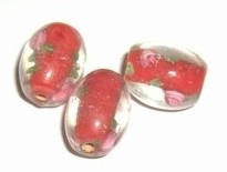 4 x Glaskraal ovaal 13x11mm transparant rode kern met bloemen