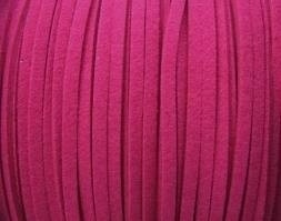 2 meter Faux suède veter  breed  3mm kleur: medium violet red
