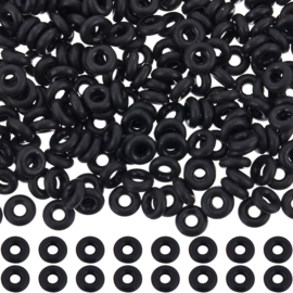 1 doosje 400 x Rubber stopper kralen 6 x 2 mm – gat 2,5 mm – zwart