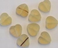 15  stuks Glaskraal hartje oker geel mat 8 mm