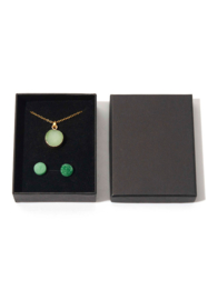 Set van natuursteen  crystal quartz  halsketting en oorstekers Groen/Goudkleur
