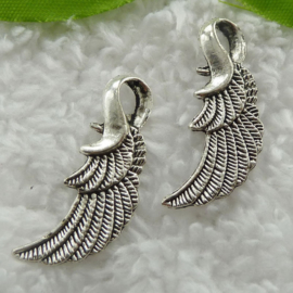 4 x  Tibetaans zilveren Engelen vleugeltje 32 x 11 x 3mm Gat: 7 x 4mm antique zilver