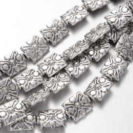 10 x  metalen bloem kralen antiek zilverkleur 12 x 9 x 4,5mm gat: 1mm (Nikkelvrij)