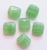 10 Stuks Glaskraal plat blokje glanzend gemeleerd groen 10 mm