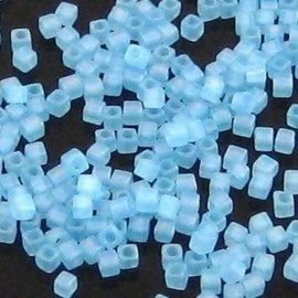 10 gram cubes 1,8 mm Miyuki Blue Topaz Transparant Rainbow Matte