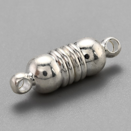 2 x Magneetsluiting ovaal 18 x 6 mm – gat 1,6 mm – zilverkleur