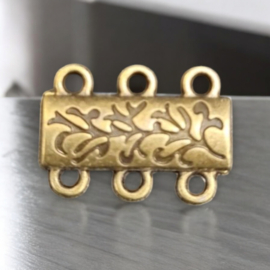 Magneetsluiting 3 strengen, geel koper kleur, afm. 14 x 19 x 6mm oogje 1mm