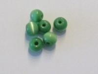 10 stuks Glaskraal rond cat-eye groen 5 mm