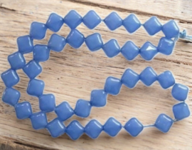 10 x vierkante kralen van melkglas 10 x 10 x 5mm blauw