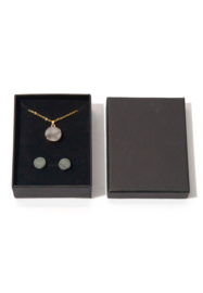 Set van natuursteen  crystal quartz  halsketting en oorstekers /Donkergrijs/Goudkleur