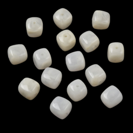 10 x Acryl kralen cube two tone opaque 17 x 15,5 x 15,5 mm – gat 3 mm – PapayaWhip