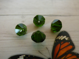 10 x Preciosa Kristal Bicone 8,5mm kleur groen gat: 1mm