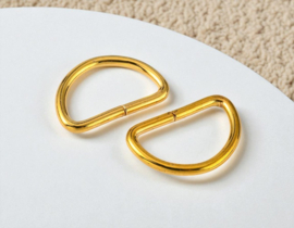4 x stevige open metalen D-ringen – 20 x 31,5 x 3 mm – goudkleur – binnenmaat ca. 15 x 25,4 mm