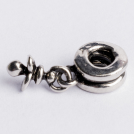 Be Charmed bedel  zilver met een rhodium laag (nikkelvrij) c.a. 21 x 8mm groot gat:4 mm