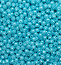 30 x glasparels 8mm gat c.a. 1mm kleur Licht Blauw