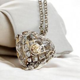 Lange rvs ketting ketting met een zilver kleur Engelenroeper16mm hart