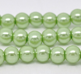 40 x glasparels kleur: green 6mm gat: c.a. 1mm