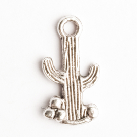 6 x metalen bedel cactus zilver kleur 19  x 10 mm oogje: 1,5mm