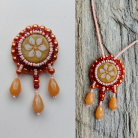 Bead embroidery ketting 