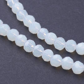 15 x  glaskraal facet Opalite 4mm gat 1mm