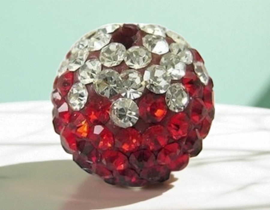 2 x Shamballa kralen – polymer clay met strass – rood/zilver – 10 mm – gat ca. 2 mm