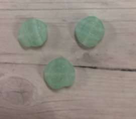 20 Stuks groene  glaskralen 10x11mm gat 1mm