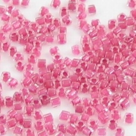 10 gram Kubus 1,8 mm Miyuki Crystal/Rose Inside Color Lined