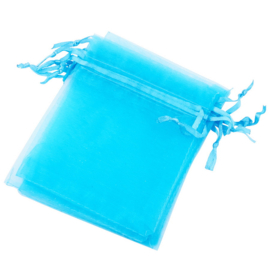 c.a. 100 organza zakjes 10 x12 cm deep sky blue