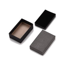 6 x Luxe cadeaudoosjes voor ringen, kettingen en armbandjes 80 x 50 x 27 mm – grijs-zwart met tekst (pakketpost)