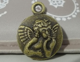 4 x Metalen bedeltje engeltje – geel koper kleur – 15 x 19 x 3 mm – oogje ca. 2 mm