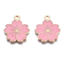 4 x  Bedel Enamel Sakura bloem 20,5 x 17,5 x 1.5 mm light gold  Pink gat 2mm