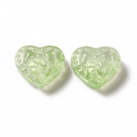 10 x Glaskralen hartvorm 13,5 x 16 x 7,5 mm – gat 1,2 mm – mix kleuren