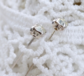 Prachtige strass Diamond Flex pin Silver Afmeting: Ø 5mm x 6 cm stompe punt