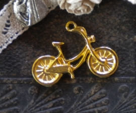 10x Tibetaans zilveren bedel van een oma fiets 18 x 26mm goud kleur