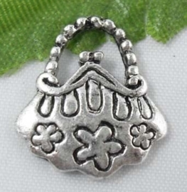 4 x tibetaans zilveren bedeltje van een tasje 15 x 14mm