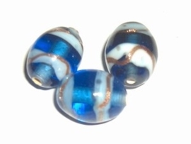 5 x Glaskraal ovaal 17x13mm blauw met wit/goud streep