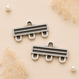 2 x DQ metalen verdelers Jolie 31 x 19,4 x 2,65 mm – gaten 2,7 en 5 mm – antiek zilverkleur (Nikkelvrij)
