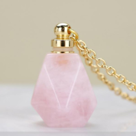 Gedenk hanger mini urn van edelsteen Rose Quarz met RVS ketting goudkleur