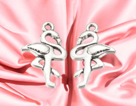 4 x Metalen bedel flamingo, antiek zilverkleur 6 x16 x 3,5mm oogje: 1,5mm