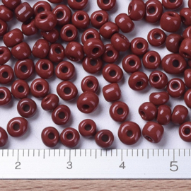 20 gram rocailles Seed Beads 6/0  4mm gat: 1,5mm Opaque Coconut Brown