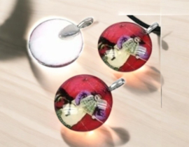 Per stuk Glashanger rond met heks, ,  gratis bij uw bestelling vanaf 20 euro, 1 cadeautje per bestelling.
