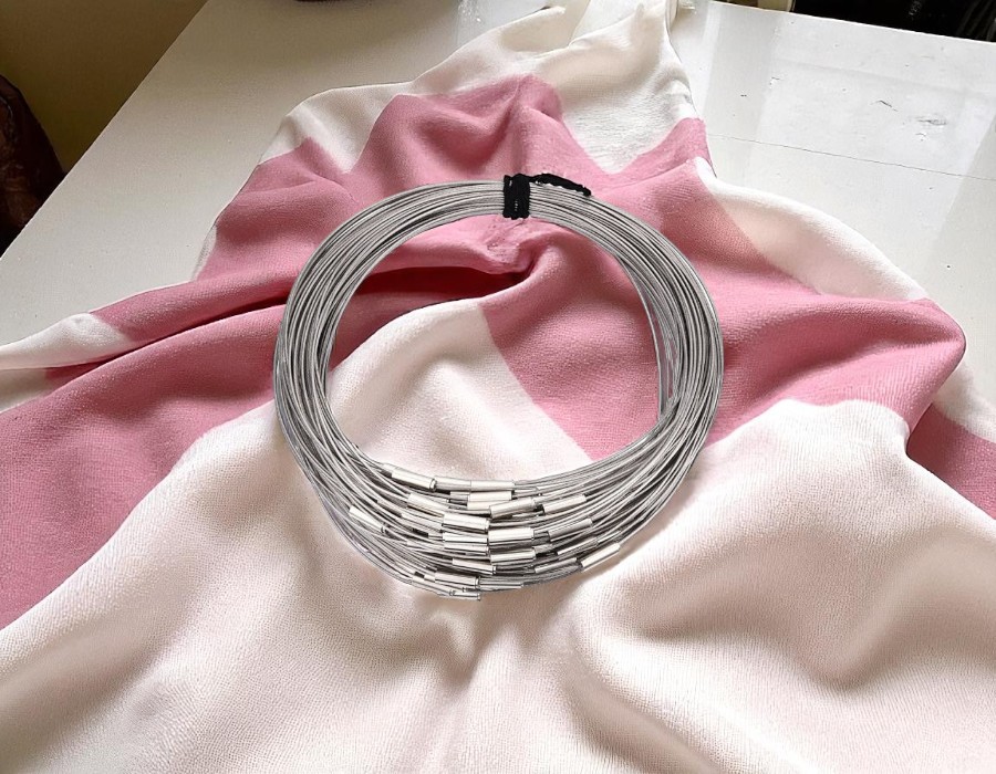 Spangen in vele kleuren
