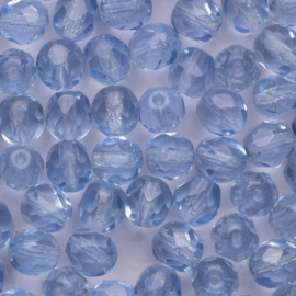 15 x ronde Tsjechische kralen facet kristal  6mm kleur: licht blauw Gat c.a.: 1mm