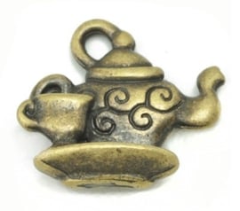 4 x Tibetaans zilveren bedel van een theepotje geel koper kleur