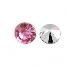 15 x Puntsteen Resin Kunsthars SS29 c.a. 6mm Roze