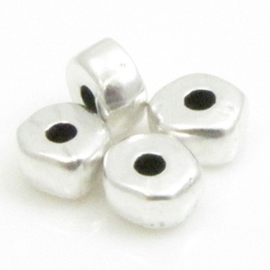 2 x DQ metaal kraal disc 5x2mm gat 1,5mm antiek zilverkleur   (Nikkelvrij)